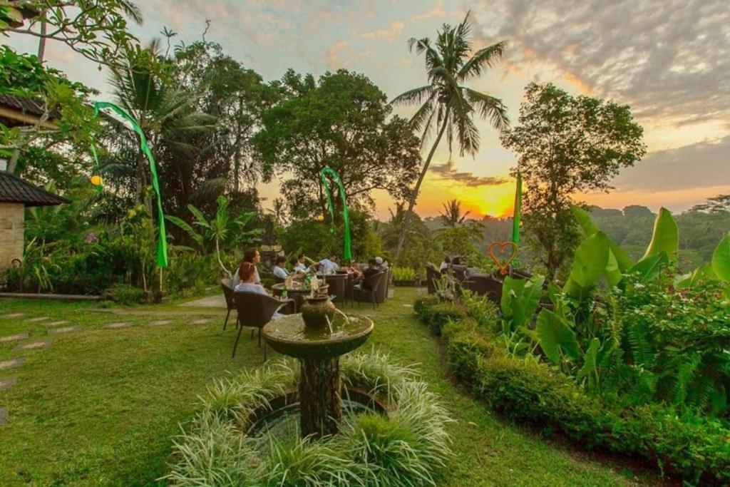 Sayan Terrace Resort Ubud Buitenkant foto